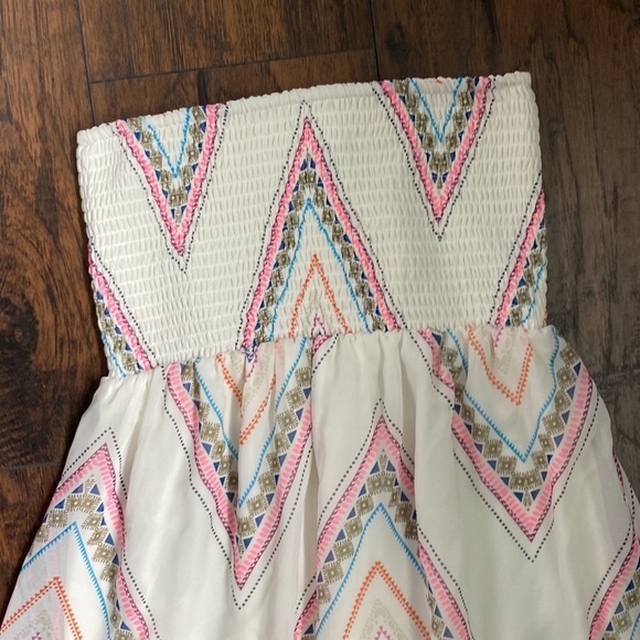 Old Navy Maxi Dress - Picture 2 of 3